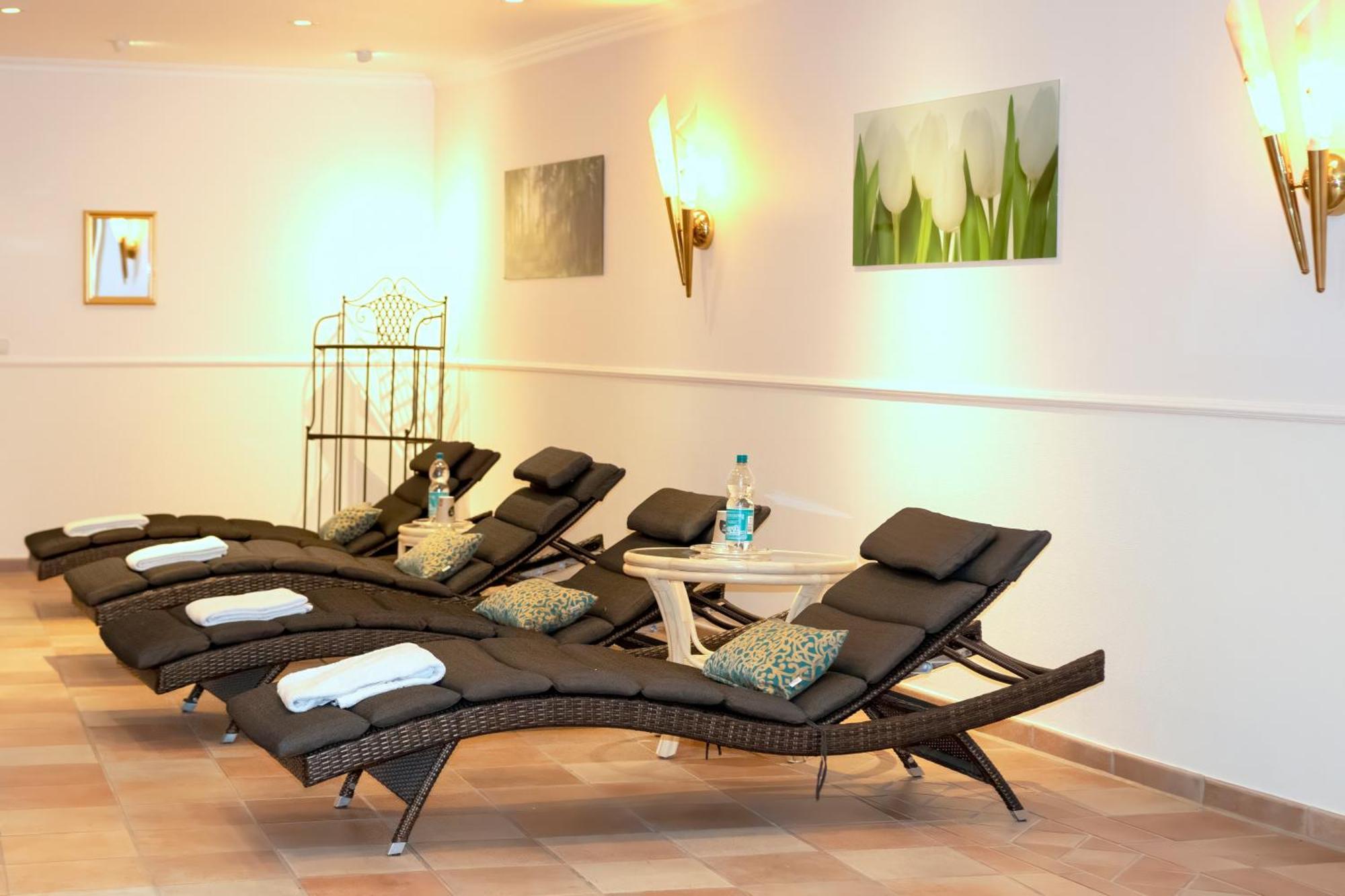 באד בוונסן Golf- Und Wellnesshotel Amtsheide מראה חיצוני תמונה