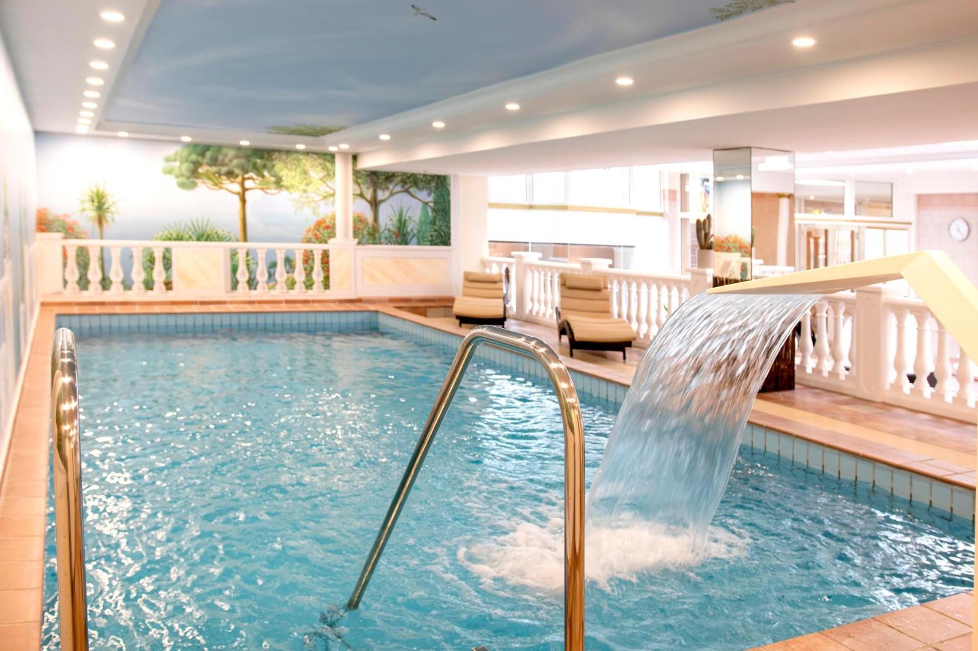 באד בוונסן Golf- Und Wellnesshotel Amtsheide מראה חיצוני תמונה