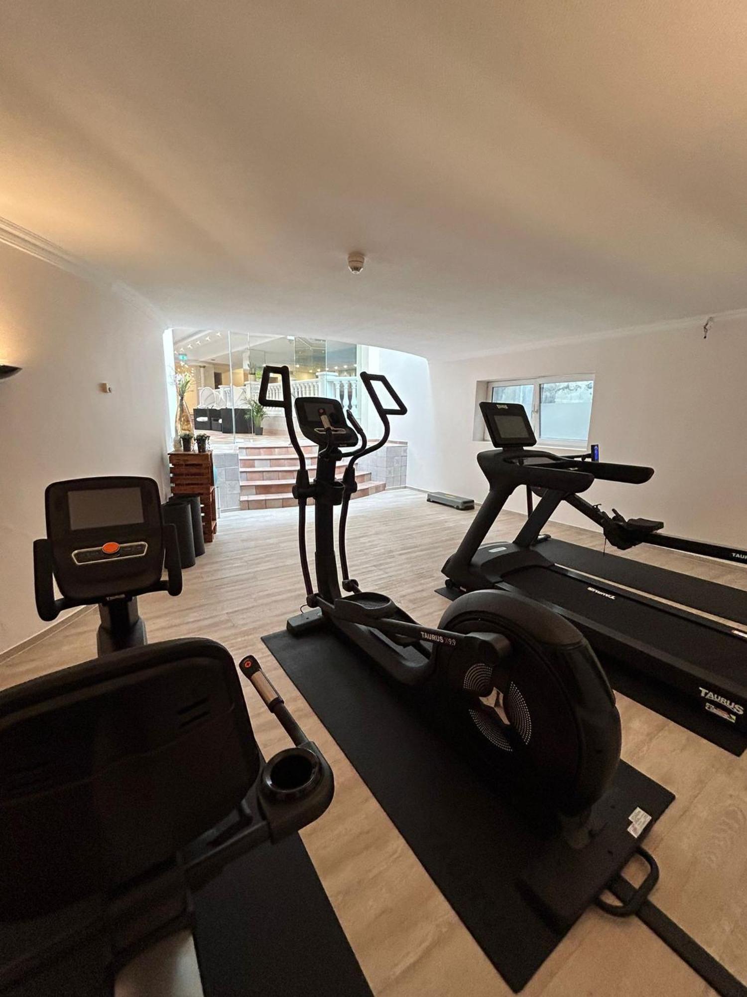 באד בוונסן Golf- Und Wellnesshotel Amtsheide מראה חיצוני תמונה